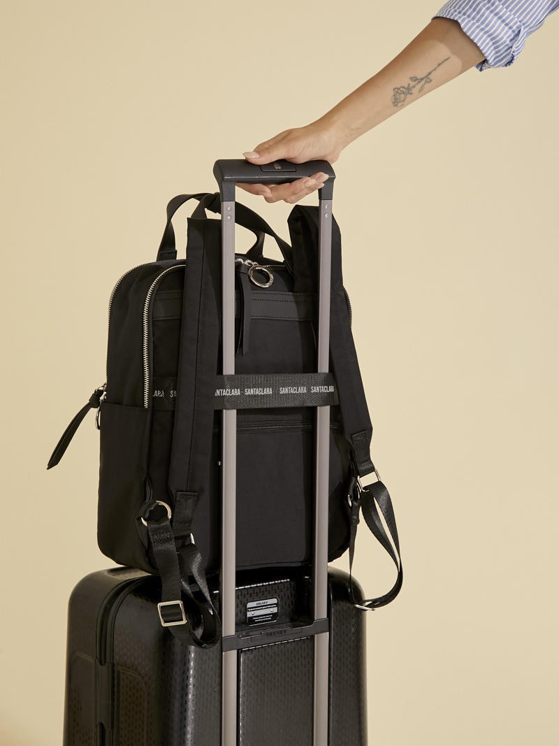 Mochila Nomi Negro Porta Notebook