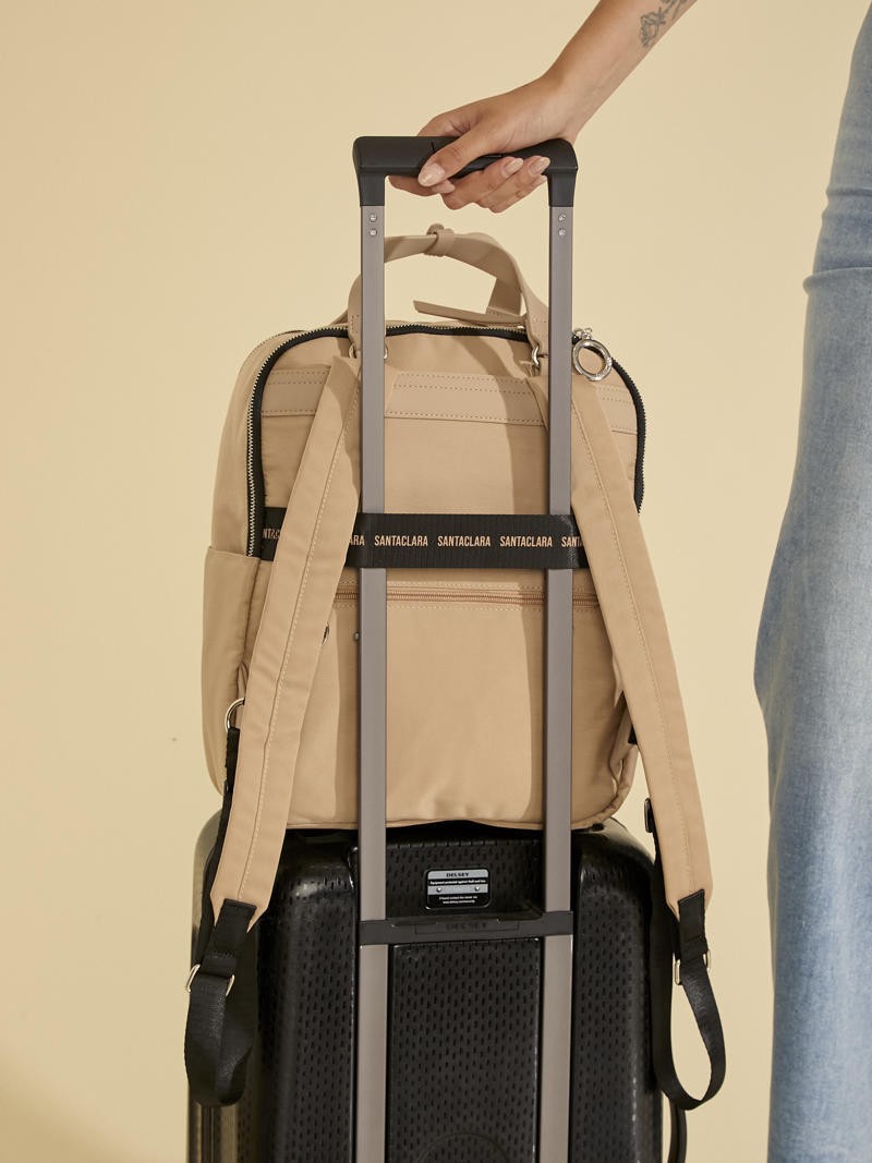 Mochila Nomi Beige Porta Notebook