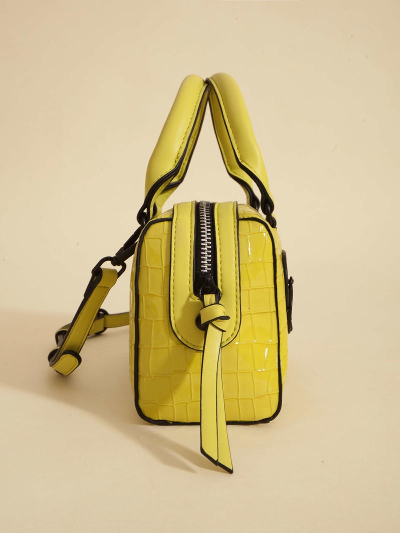 Cartera Baulito Niki Lima De Croco Charol