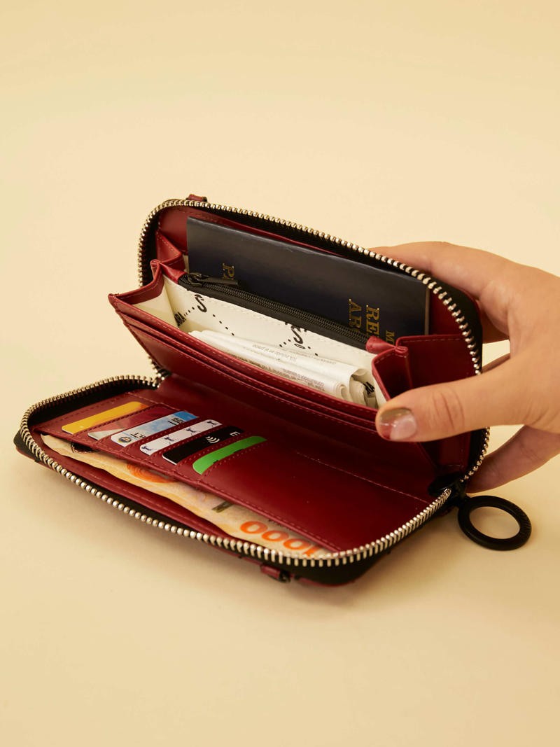 Billetera Lara Bordó Con Correa