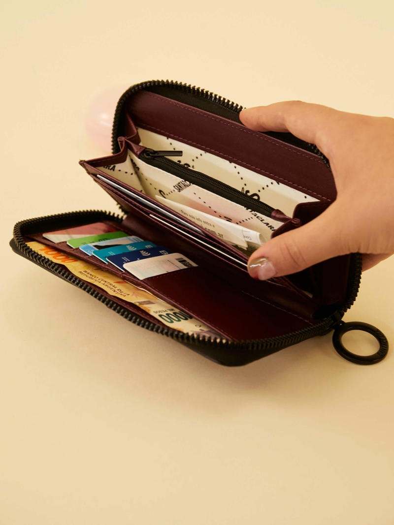 Billetera Lucía  Berenjena