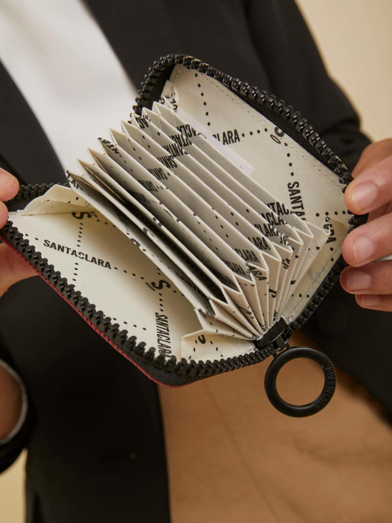 Tarjetero Lucía Rojo