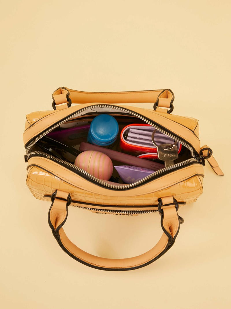 Cartera Baulito Niki Camel De Croco Charol